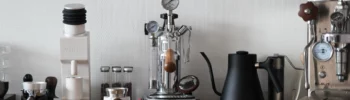 Tutoriel d'utilisation d'une La Pavoni. Image a la une de l'article.
